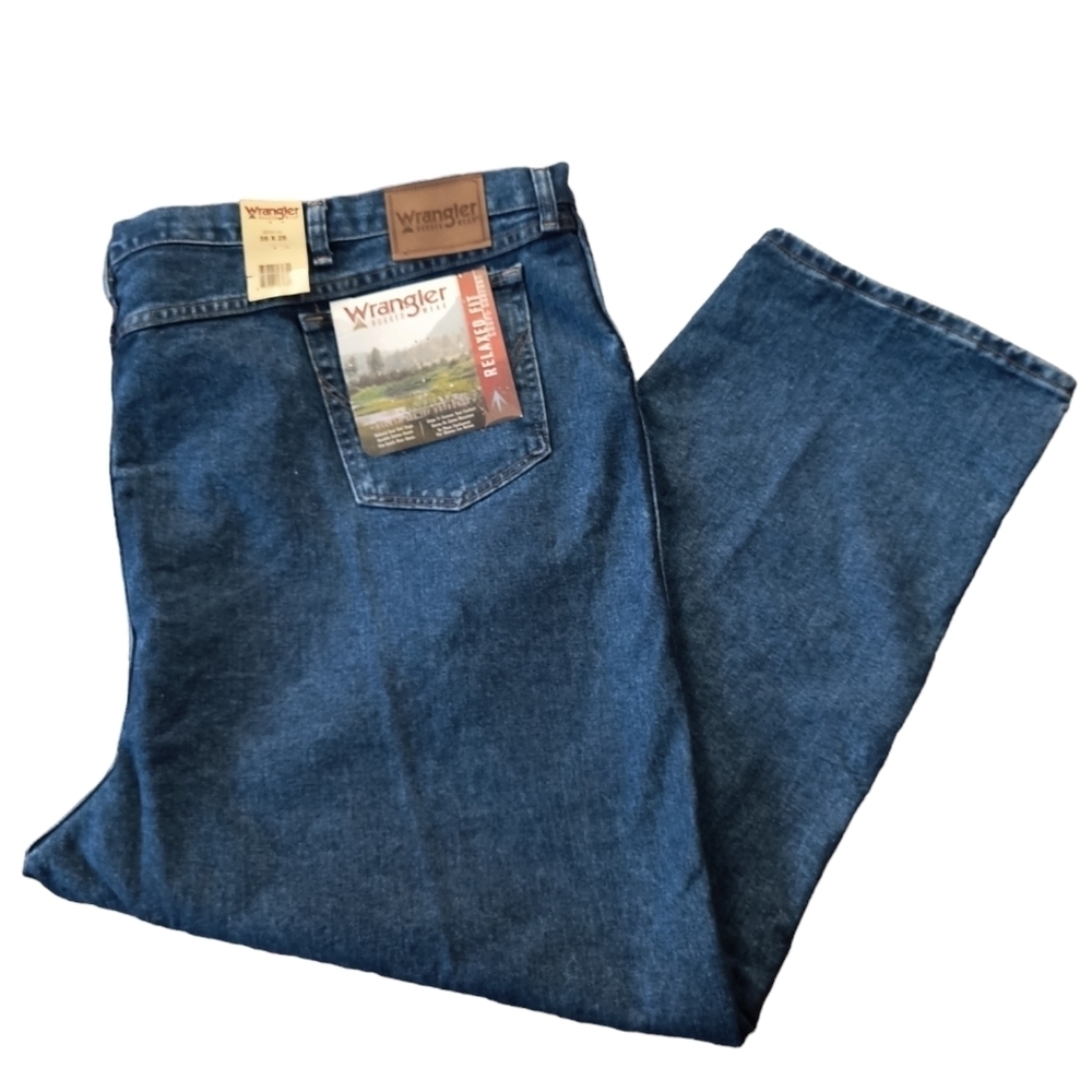 NWT Men's Wrangler Rugged Wear Relaxed Fit Jeans Size 58X28